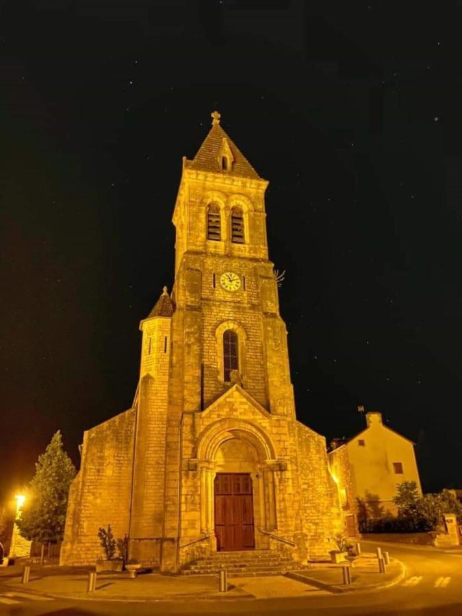 Le Gite De La Vieille Eglise De Coussergues Eksteriør bilde